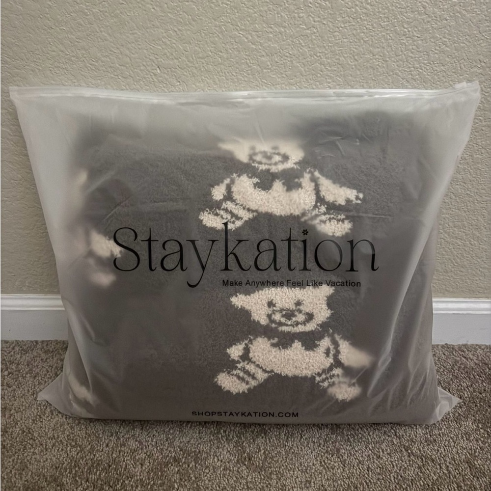 Staykation Teddy Bear Blanket